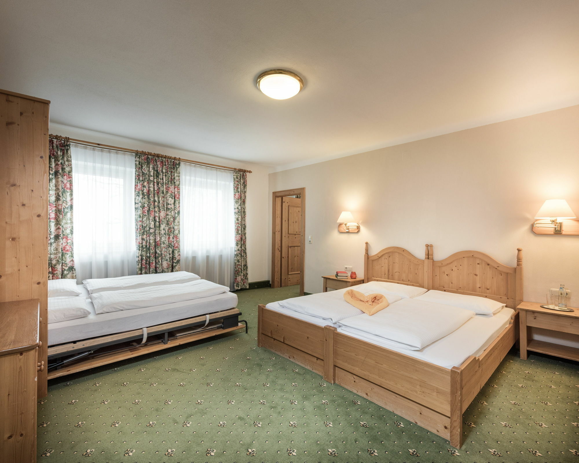 Aurora Appartements Inklusive Freiem Thermeneintritt Bad Hofgastein Exterior photo